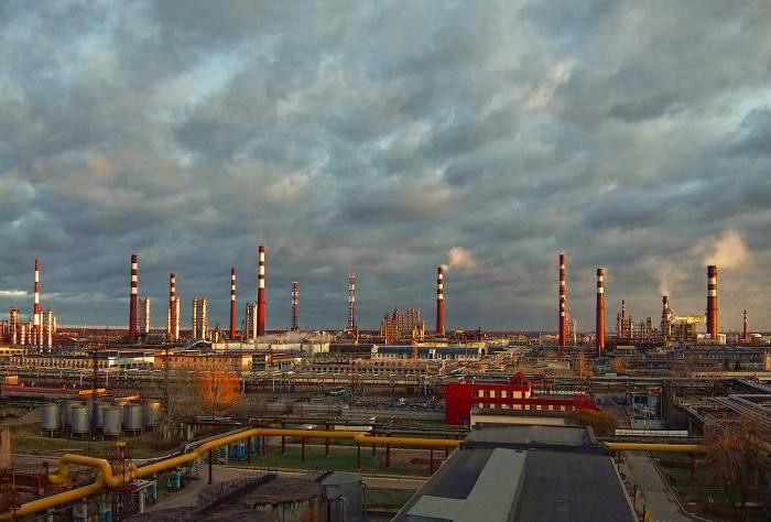 Киришский Нефтеперерабатывающий завод